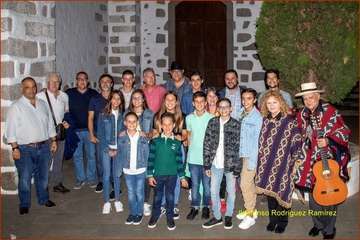  Valsequillo improvisa el verso (Foto Ildefonso Rodríguez)